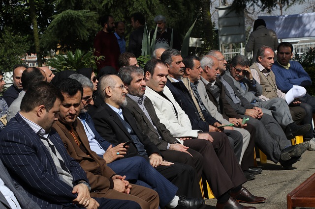 حضور شهردار در مراسم درختکاری و گرامیداشت نودمین سال بنیان ایستگاه تحقیقات کشاورزی لاهیجان